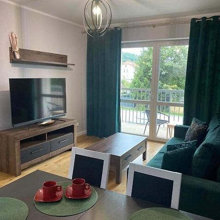 ウストシキ・ドルネApartament Odpoczynekアパートメント エクステリア 写真